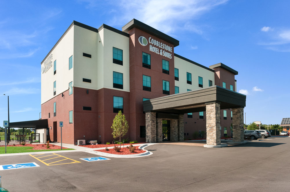 exterior of Cobblestone Hotel and Suites