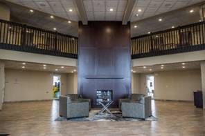 Cobblestone Suites Oshkosh, WI lobby